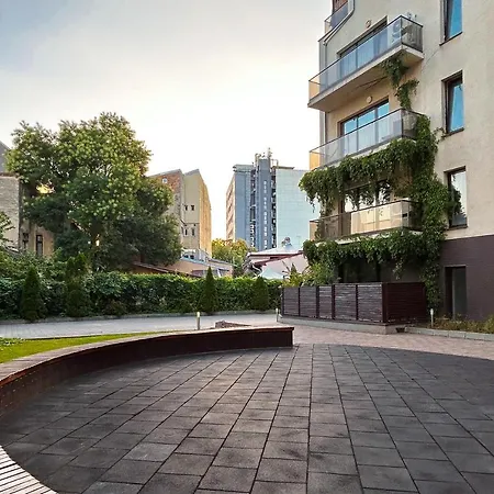 Downtown C22 Apartment Bucharest